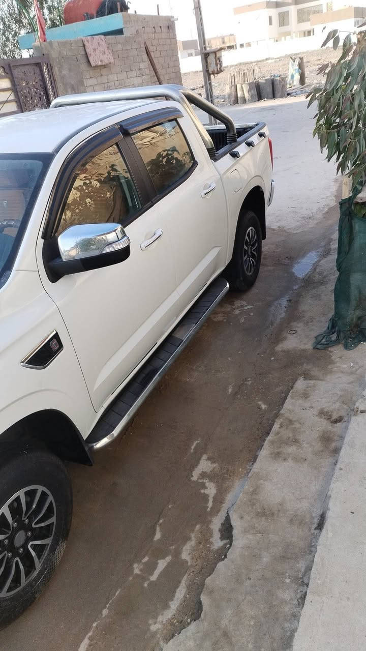 بيك اب.. تيرا لورد ابيض موديل 21
ذي قار شركه لسنة 2027استقطاع مباشر
بيع ومراوس بسياره نفس النوع موديل احدث 
او مراوس ابيك اب شانجان 
سياره مكفوله عدا طخه بلباب الخلفي مكحله 
كلشي بيهه جاهز 
***********
السعر 130بيها مجال
