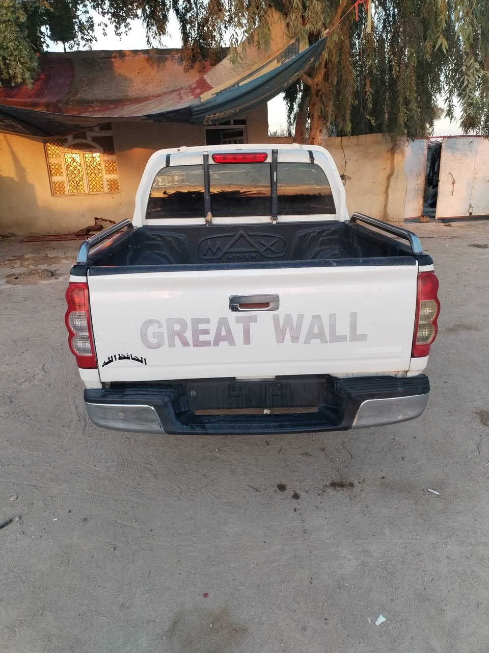 السلام عليكم كريت ويل للبيع مديل 2013 سياره مكفوله من الضربه وتبديل جاهزه من كلشي مكينه كير اكسن عله الشرط سياره جاهزه مال جناي رقم قادسيه دولي سنويه لل٢٩  السعر ٦٦وبيه مجال للشراي مكاني مفرك غماس الاستفسار عل رقم  ***********
