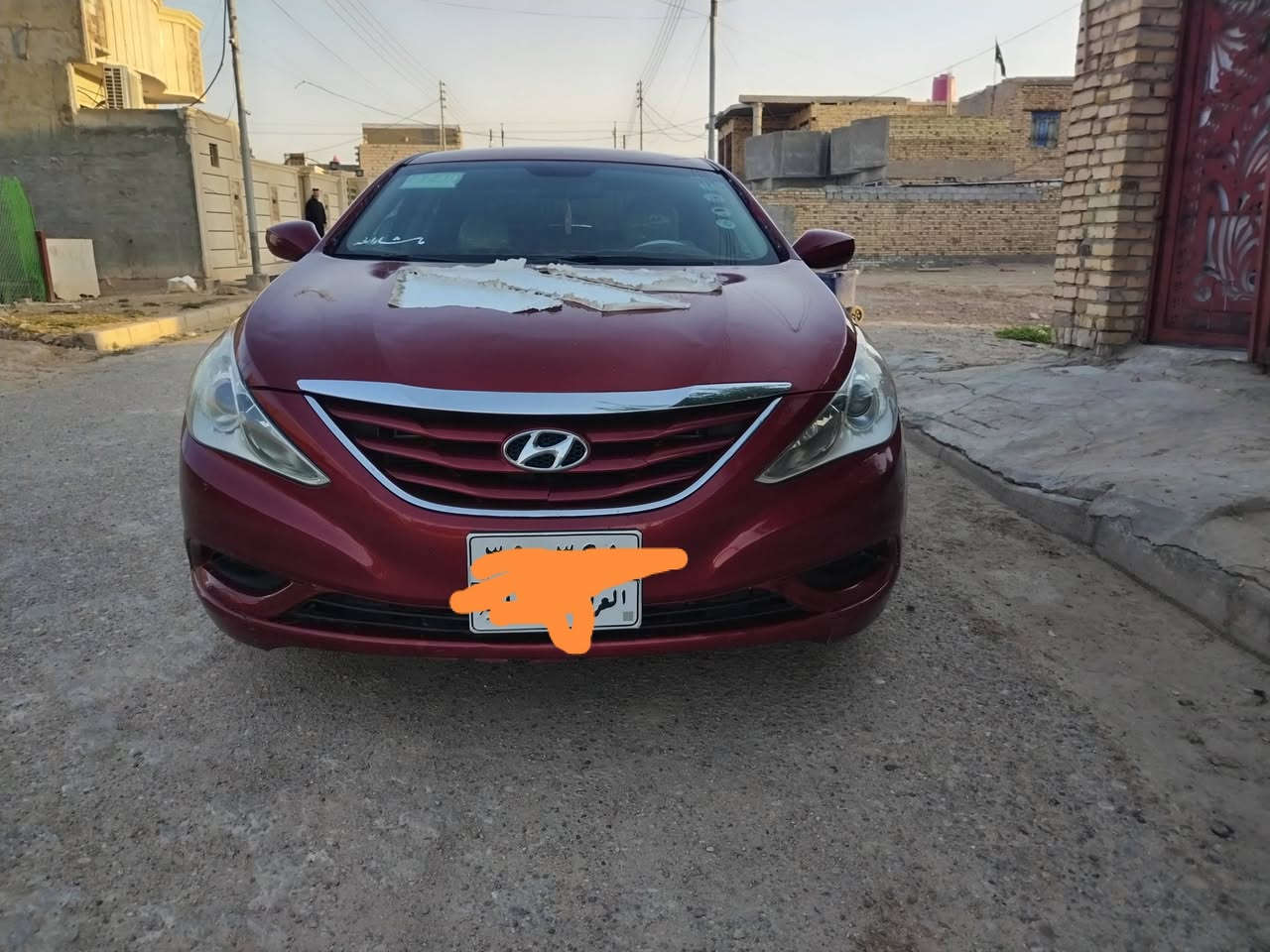 سلام عليكم
سوناتا مديل 2014 اصل ماشيه 50الف 
 سياره شرط كارتون بعده بريحت شريكه
 ادوات ادوات 
كصه جنطه دخول جديد  سياره جديده كلش احله من صور جاهزه
 من كلشي مكينه كير كفاله 
تبريد ثلج حداده تخم  سبير شرط ما نازل
تايرات جدد مكينه 2400  دوش بانزين بانزين اصل
  لد امامي دواخله زيرو
  متوم شمالي 
السعر 50وبيه مجال 
هاتف *********** 
مكان العماره كميت
