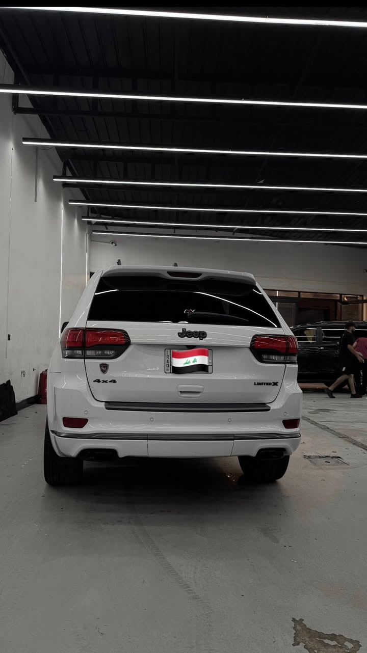 السلام عليكم
جيب 2019 لمتدد x
V6 3.6  
حادث موضح بالصور 
ماشيه 70 mi رقم بغداد
مواصفات الجيب المعروفه 
شاشه جبيره 
اشاير مري 
صندوق شفط 
تدفئه كراسي 
تسخين ستيرن 
كراسي كهرباء 
جامات اوتو 
رادار وحساسات خلفيه مع كامره 
مانع تصادم خلفي 
مري قلاب 
تعتيم ذاتي 
نقطه عمياء 
مري هيتر 
كشنات جلد
شفتات ستيرن
وضعيات قياده ايكو نورمال سبورت
 فور ويل
 ماوس للتحكم بوضعيات الفورويل 
تشغيل عن بعد 
دخول بدون مفتاح
تبريد قطعتين
بنوراما
كاربلي
سستم سماعات alpine 
ذاكره تخزين مقاعد
1C4RJFBG2KC843183

السياره سعرهه مناسب وحلوه ونظيفه متصرف عليهه فلس مال جناي
السعر 23.500   
للاستفسار ***********
