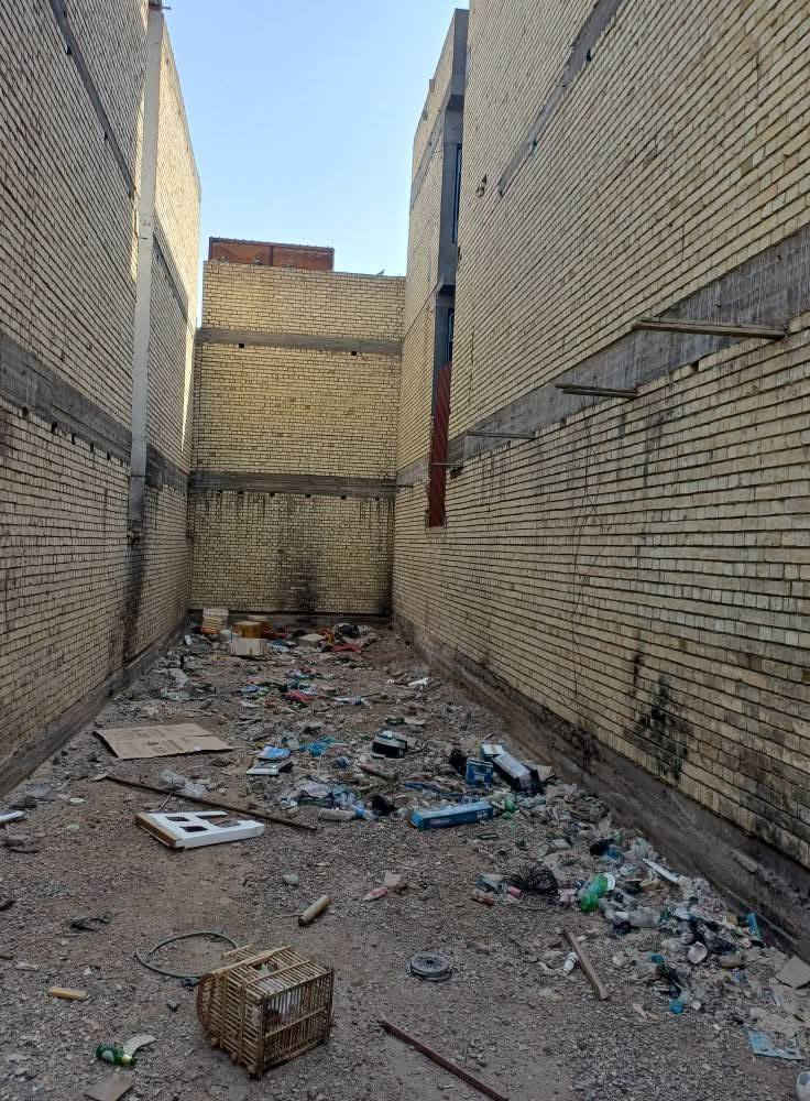 قطعه ١٠٠ متر للبيع جبها ٥ نزال ٢٠عنوان بغداد جديده شارع مسبح خلف فوج طؤرى.
مكتب اسد بغداد للعقار 
***********ابو 
***********محمد
