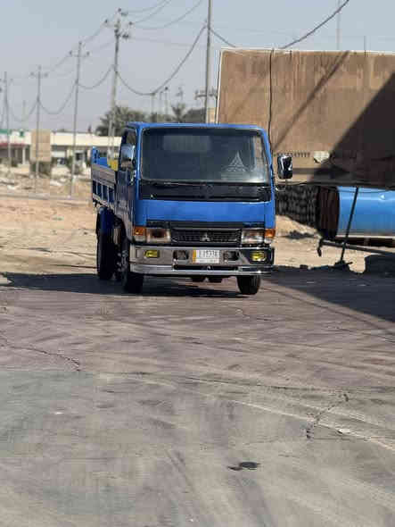 سلام عليكم

سياره نسان البيع موديل ٢٠٠١ مراوس بهينو 
***********
