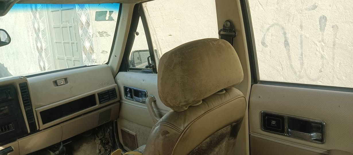 جيب شيروكي موديل ١٩٩١
مكينه  كاز رقم انبار السعر 35 ورقه مكان كربلاء المقدسة الرقم ***********

