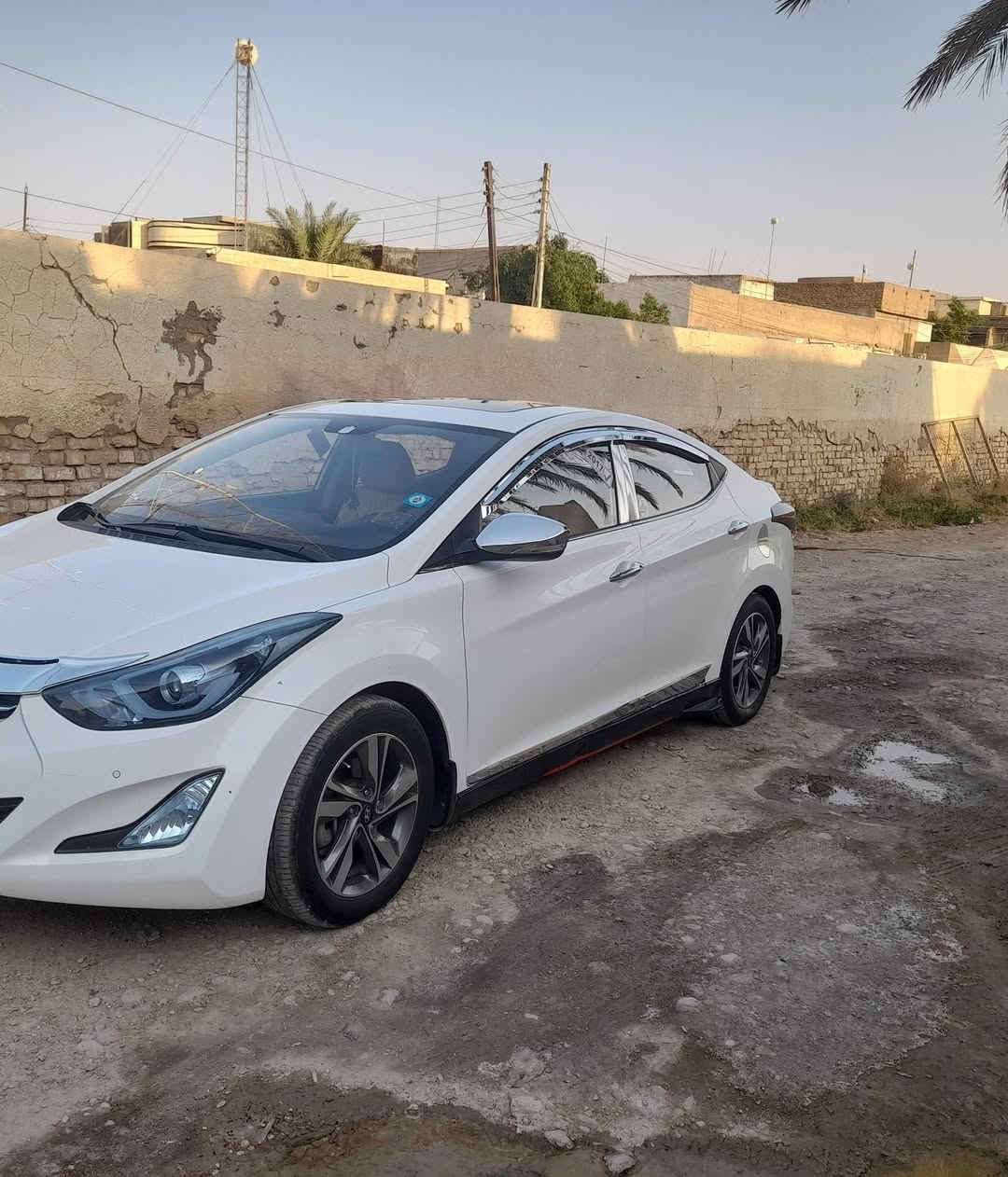 سلام عليكم النتره للبيع موديل 2016 مكفوله كفاله عامه حتى من البارد فول مواصفات عده البصمه محرك 2000 دوش ماشيه 161 سعر 140وبيها مجال ديالى العنوان ديالى بلدروز الاستفسار على رقم ***********
