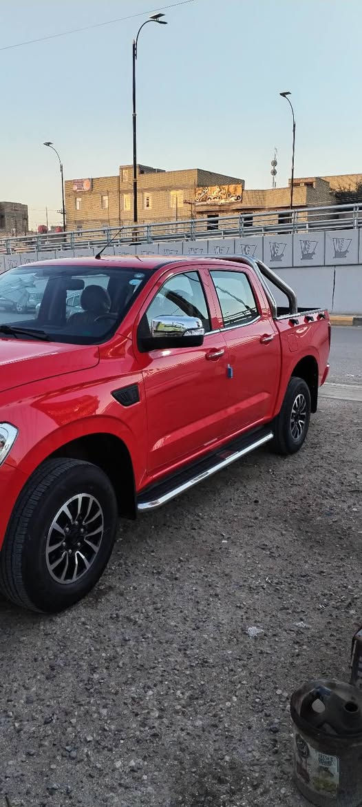 سلام عليكم سياره بيكب صيني تيرو لورد 2024 رقم اربيل حره سياره استلام شركة سعر 140 زيرو مكان السياره ناصريه ***********
