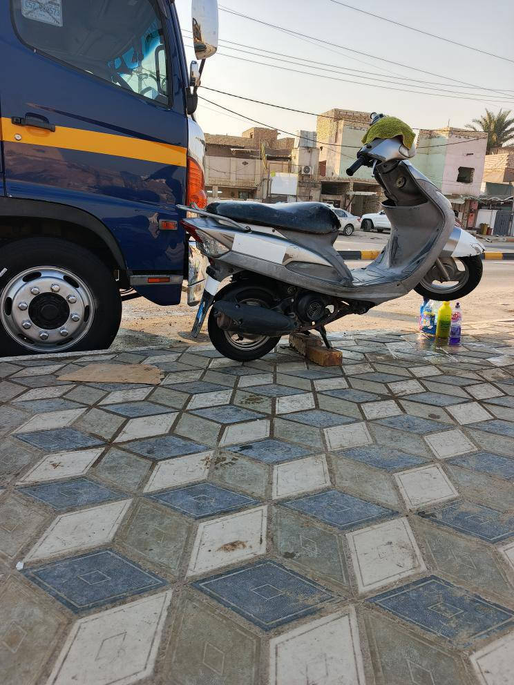 سلام 👋عليكم 
دراجه ماكس منغولي لون رصاصي دراجه حلوه ونضيفه وشوفت عينك 👁دراجه تفحص اله تاخذ دراجه سلف هندر دراجه خير من الله كهربيات اشاير لايت كلشي شغال مكاني دوانيه حي العصري يم كراج الكرنات القديم السعر 750وبيه مجال بصيط رقم📞 ***********ولمو شراي لا يتعبني
