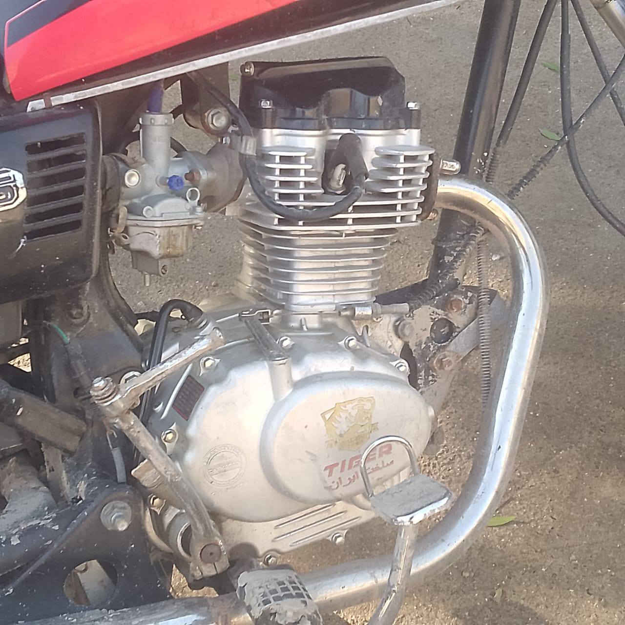 دراجه اربع كير اوراق موديل 19 مكفوله برغي مامفتوح بيها لاستفسار ع سعر واتساب  ***********
