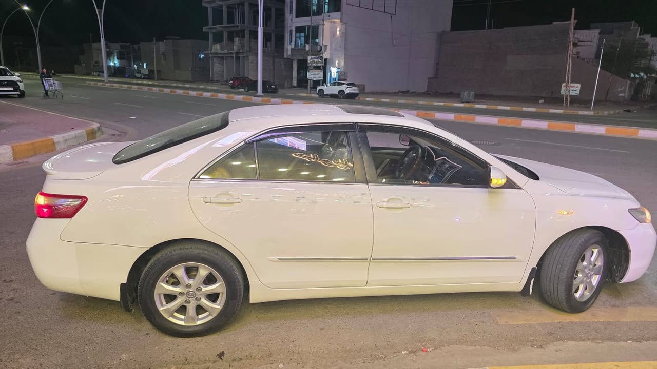 سلام عليكم 
كامري للبيع 2009 فول مواصفات مكفوله من الصبغ ول تبديل عدا بارد باب السايق 
السعر125 المكان الرمادي التائميم 
رقم 📱 الهاتف ***********
