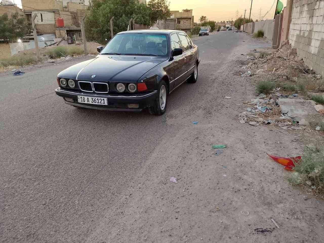 للبيع بي إم حجم 730 رقم بابل مشروع وطني هزه جديده سنوية لغاية 30 سعر 38$ موبايل *********** مكاني بغداد سياره فول مواصفات محرك وكير اوتو ماتيك مكفولات مكفوله من ضربه وتبديل والخياس صبغ جماليه دواخل فول نظافه كشن كهربأء جلد بطاين كلش نظيفه كهربائيات كلهه شغاله فتحه سلايد سنتر لوك اطارات نظيفه دبل جكمجه
