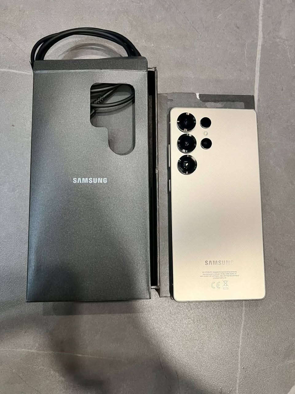 السلام عليكم
جهاز اس 25 S      للبيع. ذاكره 256

استعمال الجهاز قليل جدا.  السعر 1250 قفل.. مكاني بابل


**إذا كنت صاحب هذا الإعلان وتريد حذفه لأي سبب، رجاءا أرسل رسالة إلى الدعم الفني**