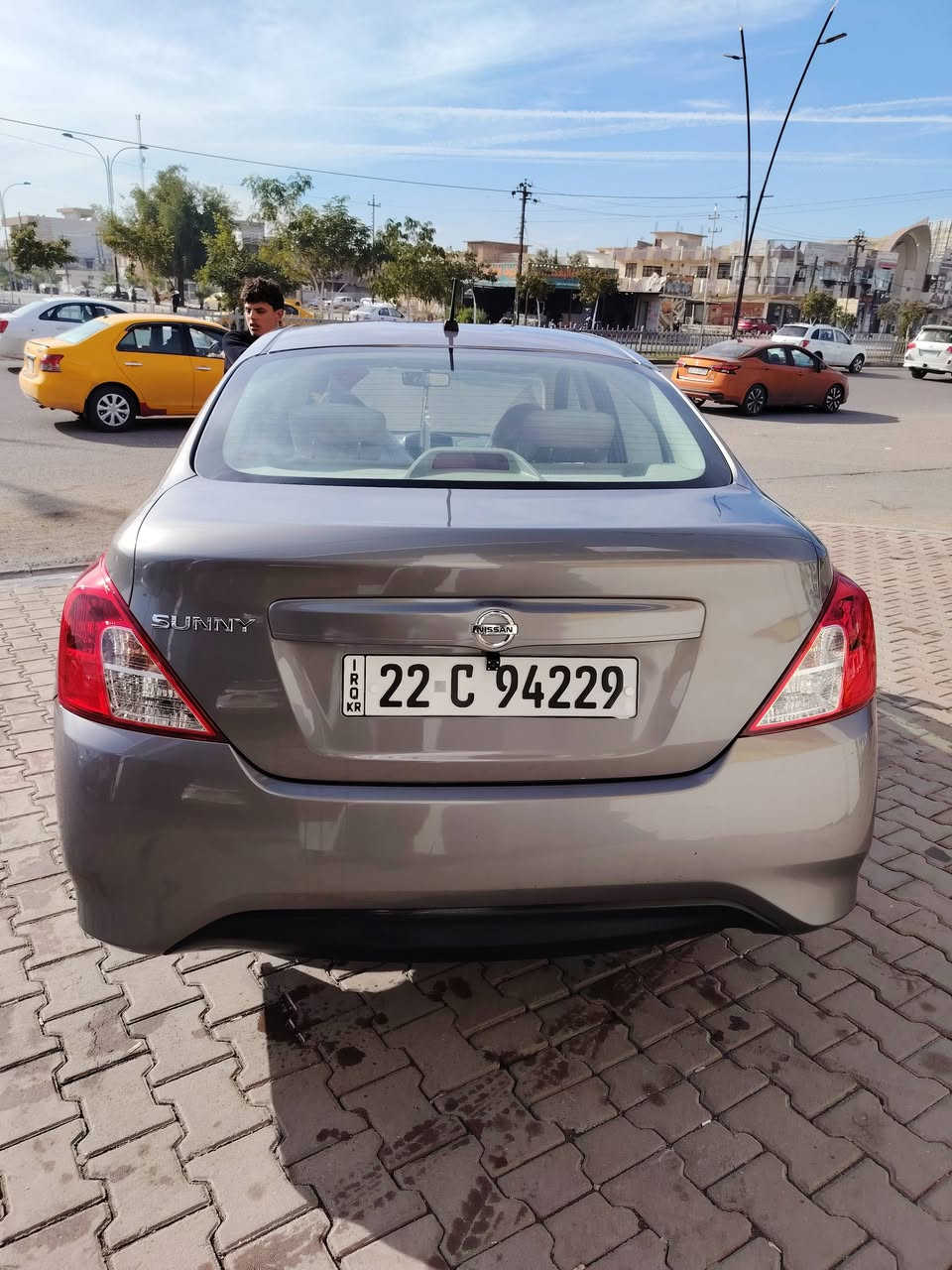 السلام عليكم
نيسان سني (مصري) موديل 2023 رقم السيارة اربيل سنوية جديدة هزة ماساقطة  (كلين) مكفولة كفالة عامة من كلشي سيارة على وضع الوكالة بسمي تحويل ثاني يومم
السعر 118$ وبيهة مجال،،،
هذا رقمي***********
