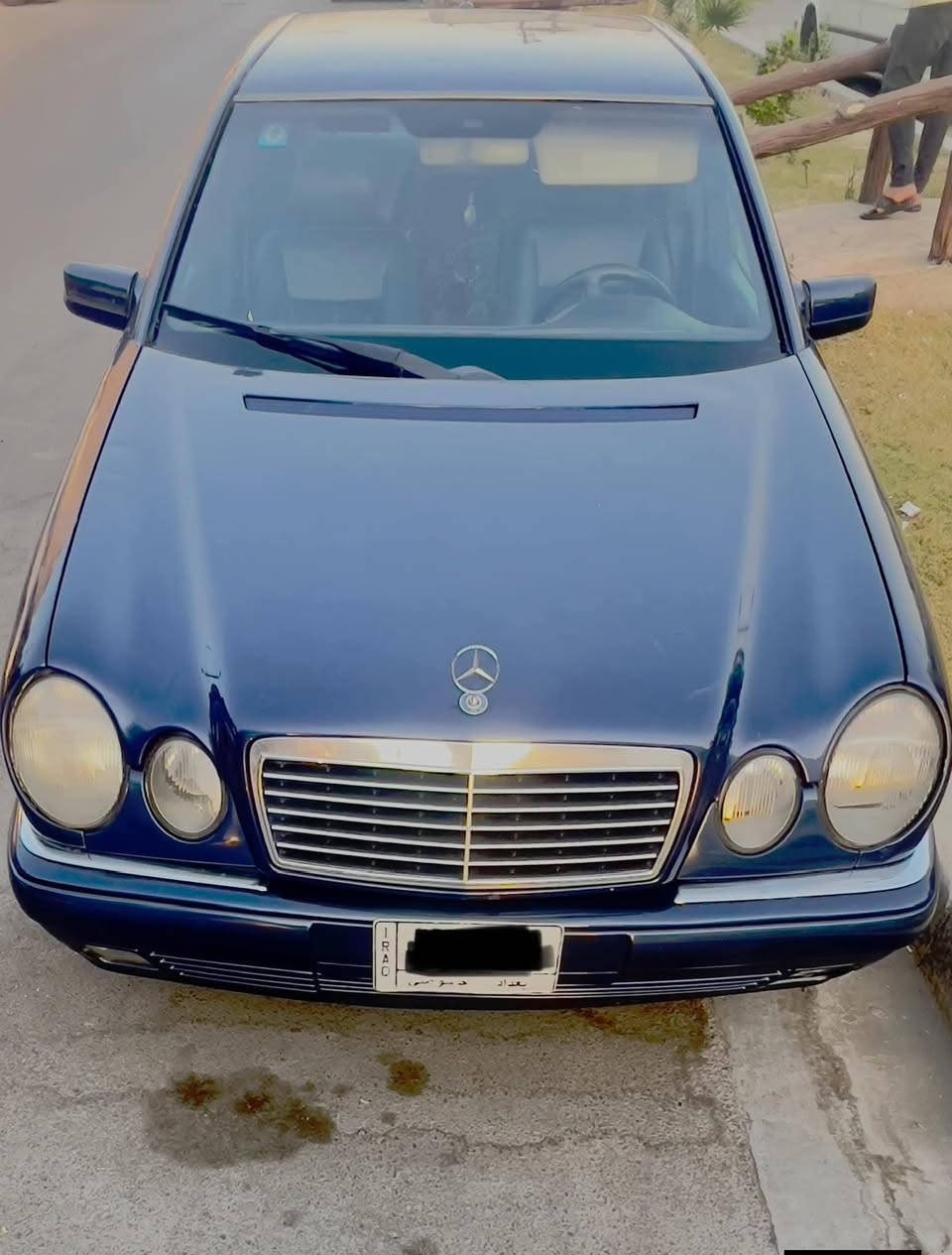سياره مارسيدس ام عيون للبيع موديل ١٩٩٨ رقم بغداد بسمي تحويل مباشر سياره نظيفه داخل جلد مكان بغداد للأستفسار الرقم ***********
