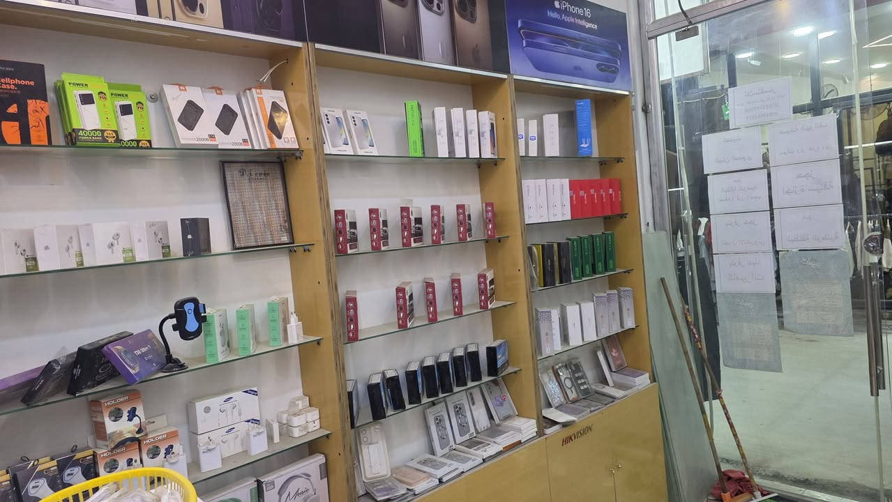 فاترينات عدد ٤ للبيع 
للتواصل على الخاص او على رقم الهاتف
***********
