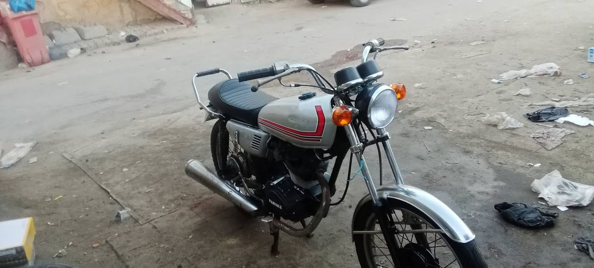 البيع سعر 300الف     ***********
