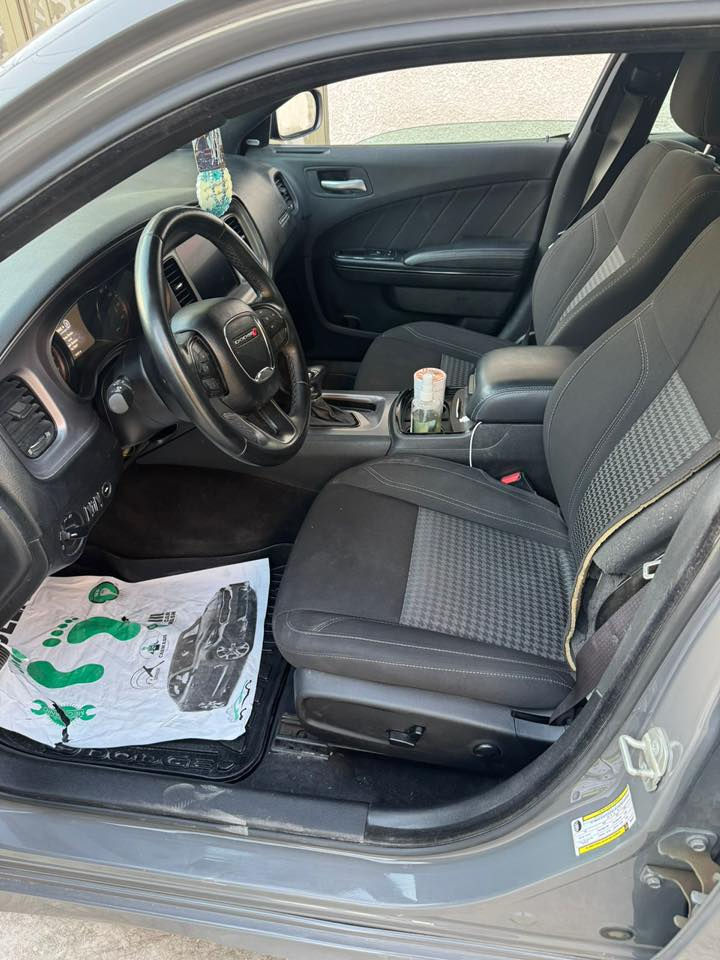 جارجر امريكي 2023 اصل (سمنتي)
السيارة (sxt) محدث كات كامل (GT)
حادث السيارة جاملغ باب الصدر
السيارة جديدة بمعنة الكلمة
السيارة ماشية (17الف)
***********
