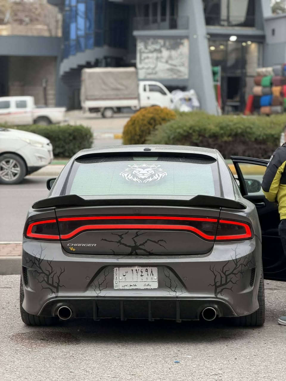سلام عليكم 

للمراوس ب كي فايف اوبتما 
محتاج الفرق 
جارجر 21 sxt
فول مواصفات 
ماشيه 78 مال جناي 
فتحه 
بصمه 
تشغيل عن بعد 
كشنات كهربائي 
كشنات جلد تدفئه تبريد 
رقم بغداد 
حادثه جاملغ وبنيد سونار موجود 
ستخدام شخصي 
مكانه بابل 
الاستفسار ***********
