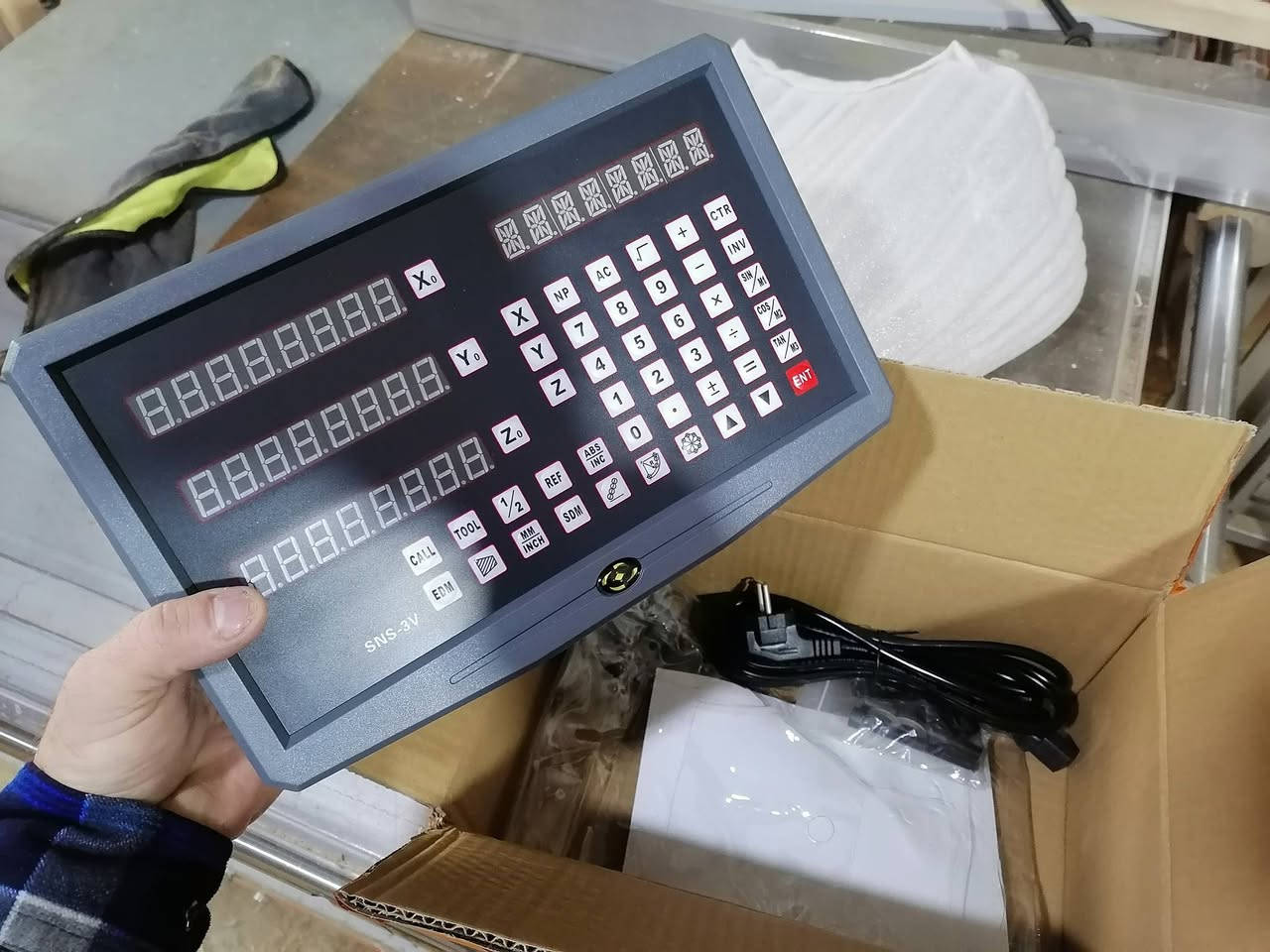 عرض خاص
سیت دیجیتال 3 x
قیاس حاسە.... ۹۰سم ..... ٦٥سم ..... ٥۰ سم 
جدید کل ملحقات
مکان سلیمانییە.
***********
واتستئەب
