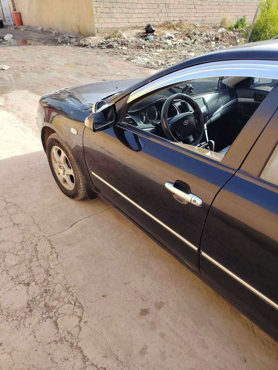 السلام عليكم سوناتا 2010 وارد كوري محرك 2000 كير محرك مكفول تخم تاير جديد صدر خلفي وامامي جديد السونار مرفق السعر 105 وبيها مجال مكلف بالنشر ***********
