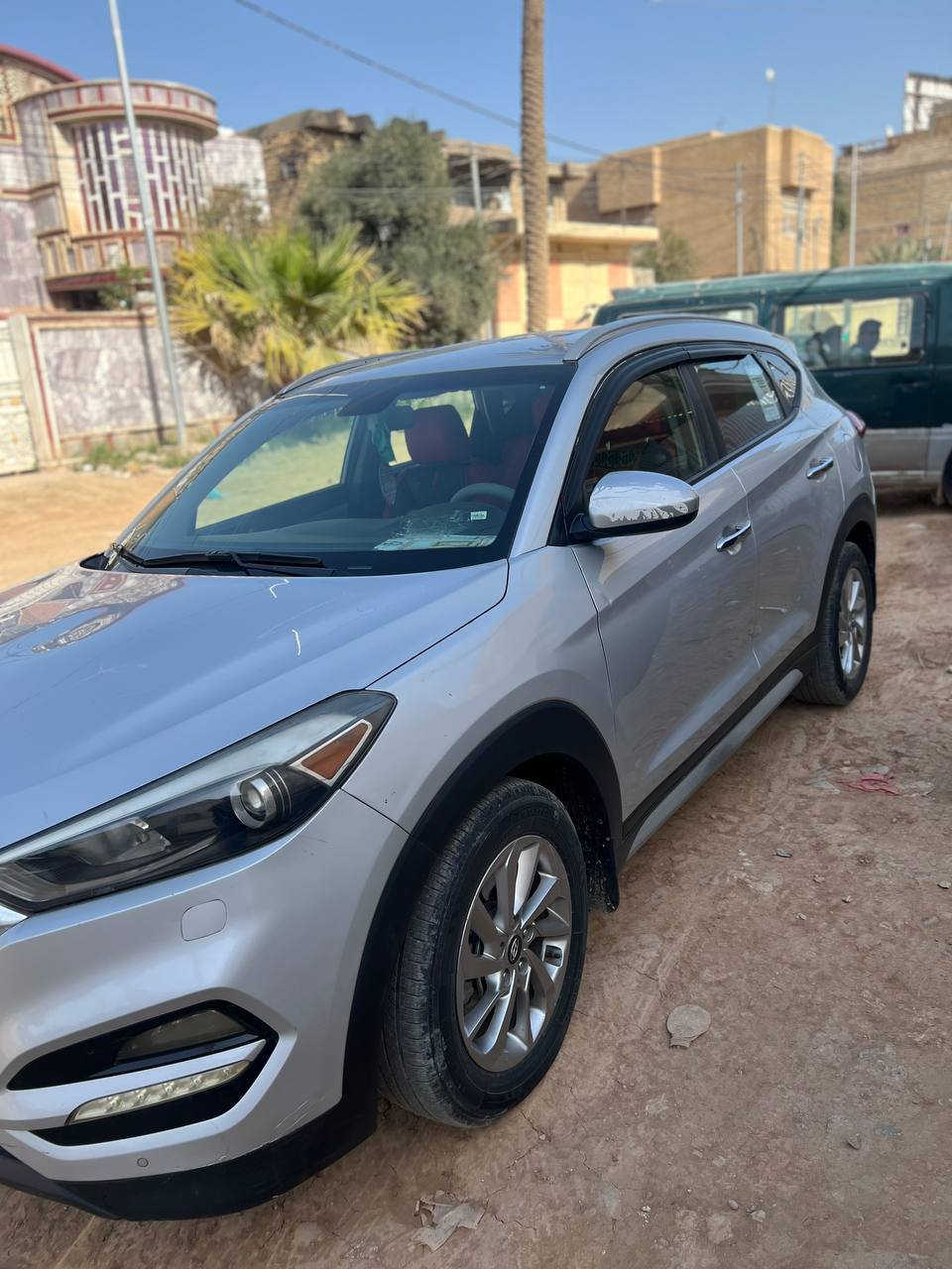 موديل 18فول عدا بصمه وفتحه
رقم بابل بسمي  5ويل كب 
تخم تاير حداديه جديده 
كير مكينه كهربائيات على وضع الشركه ماشيه 100mil
سياره مال جناي سعره 180
بيه مجال للشراي بيه اخراجيه للسعوديه بعدله 8شهر وتصقط مكاني حله 
***********
