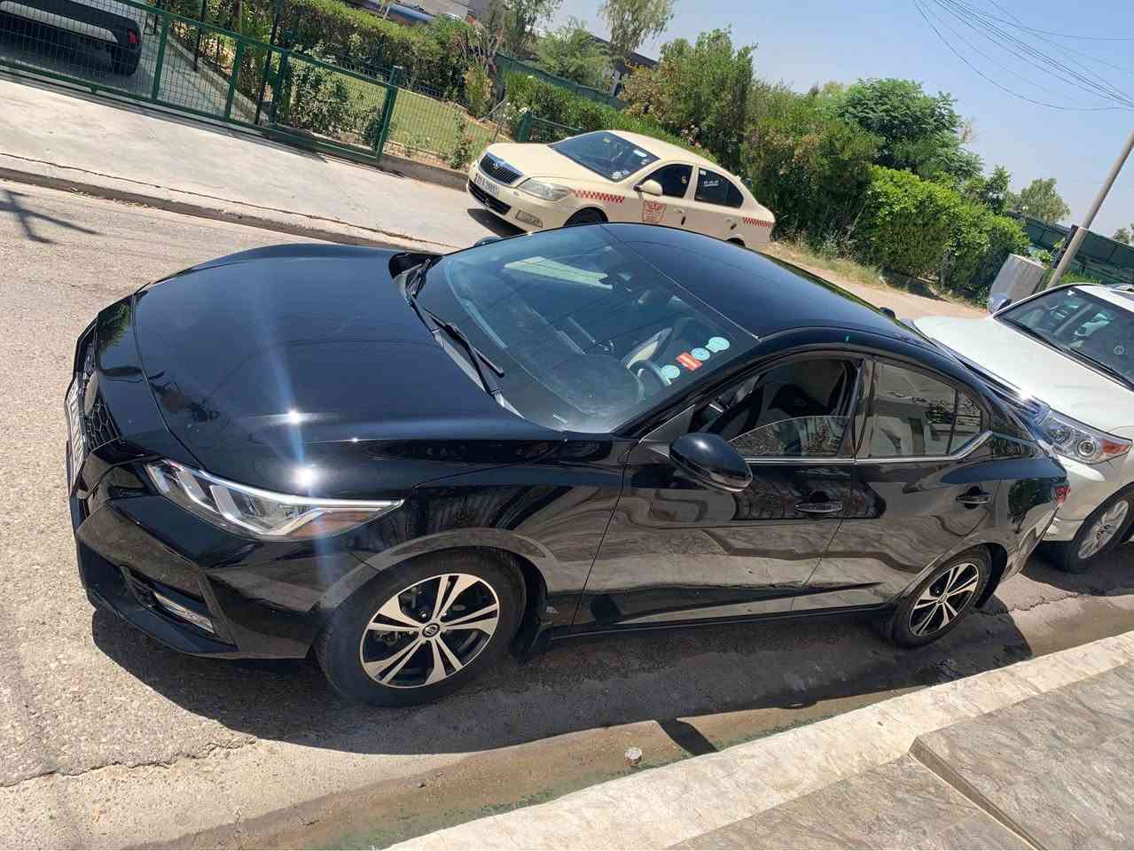 سينترا موديل 2020
مواصفات SV
ماشيه 116 كيلو متر 
السياره كلييين 
اهنا صاير بيها شويه صبغ بالدوسه 
جديده كلش 
حجر بيئة رادارات كلها باادي شرط 
رقم سنويه هزه فحص كلها جديد 
تحويل غرامه بشرط 
مكانها اربيل 
سعره 120 مجال كلش بسيط 
***********
*********** أربيل, العراق


**إذا كنت صاحب هذا الإعلان وتريد حذفه لأي سبب، رجاءا أرسل رسالة إلى الدعم الفني**