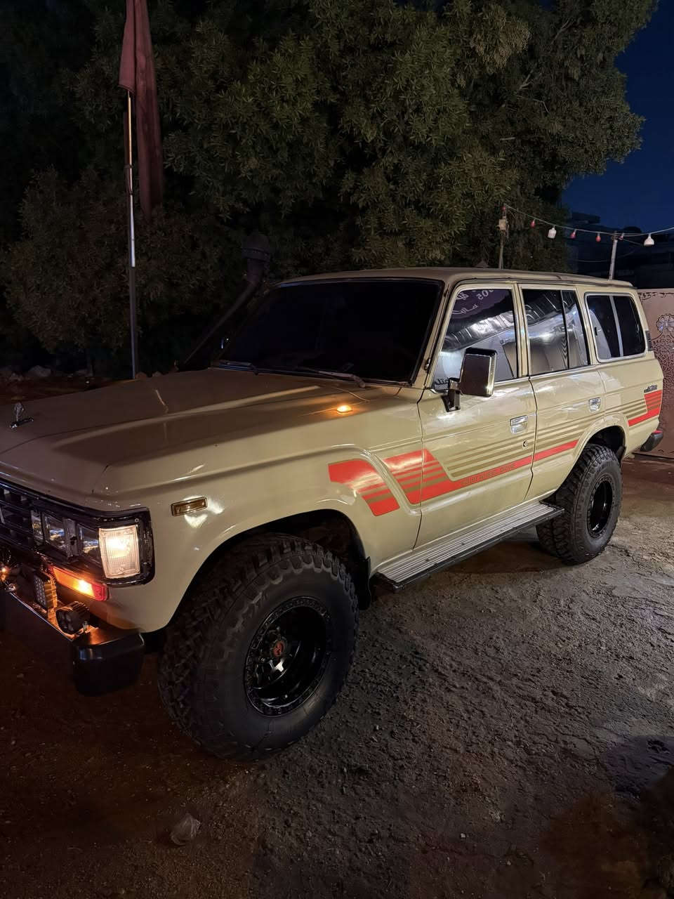 سلام عليكم
لانكروز 1988
سياره كامله على داير مليم
مكينه3f
بلادي
كير مكيه خير من الله
تبريد  كهرباء  كله شغل
حداديه جديده
 تحويل ثاني يوم
بغداد زعفرانيه
***********
