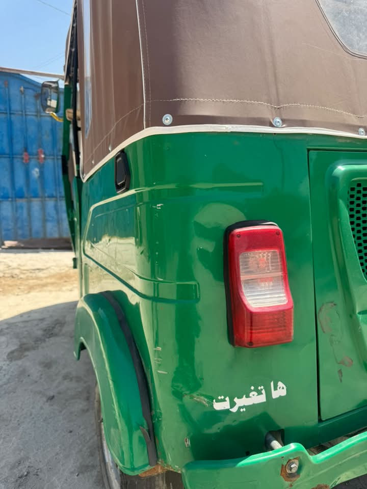 سلام عليكم تكتك ٢٠٢٢/10 رقم وسنويه باسمي تحويل ثاني يوم وين ميعجبك مشروع  وطني تجفيت شركه قبل أسبوعين تكتك حلوه وجاهزه كبل للشارع مكفوله من الضربه والمعجون حتى الدوس ممعمره بعدهن وهاي بس نكاد بيهن هستوهه منكده وممصلحهن وبيهه بلصفحه شخوط ورشيتهن سبري بلزاويه قليل السعر 8/350 مكاني الأمين الثانيه المعلمين قرب المشتل للاستفسار ***********
