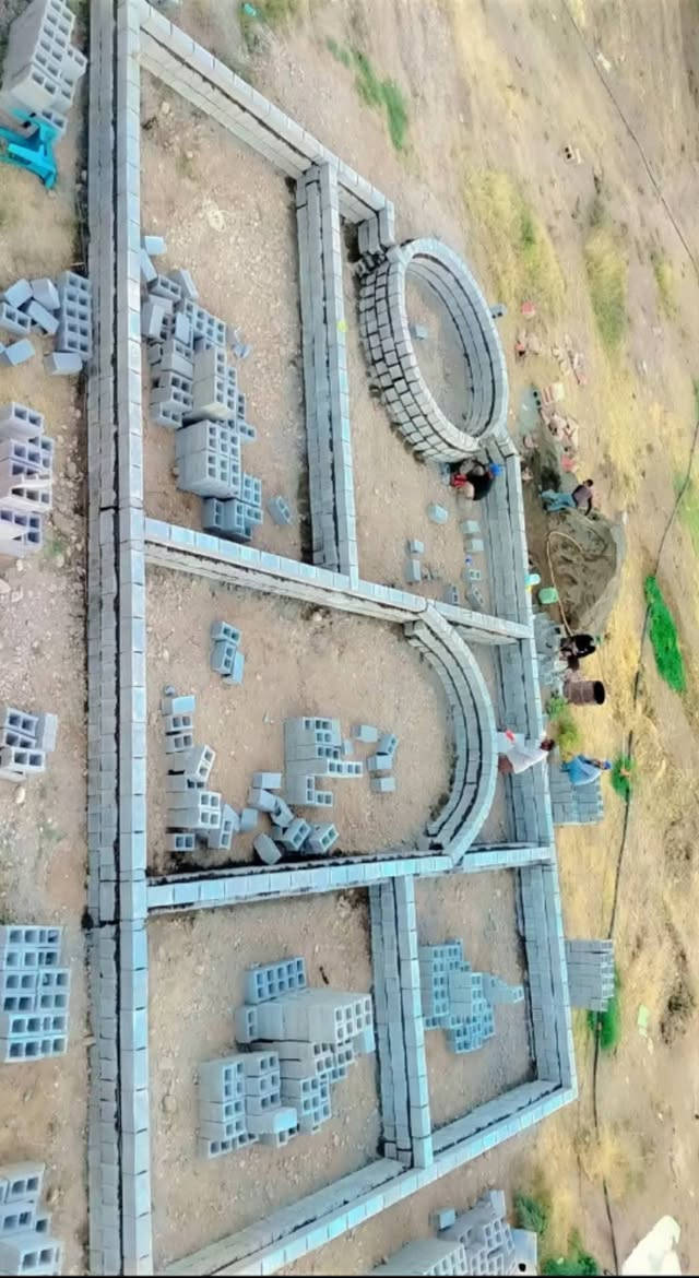 السلام عليكم على بركه الله متفرغ كادر عمل بناء + لبخ + جص بورك + سيراميك + صبات ارضيه قالب بانسب السعار  للستفسار  ‏‪***********‬‏ بل خدمه
