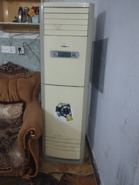 للبيع سبلت كنتوري ٣طن ع الشرط تبريد ثلج07873570106