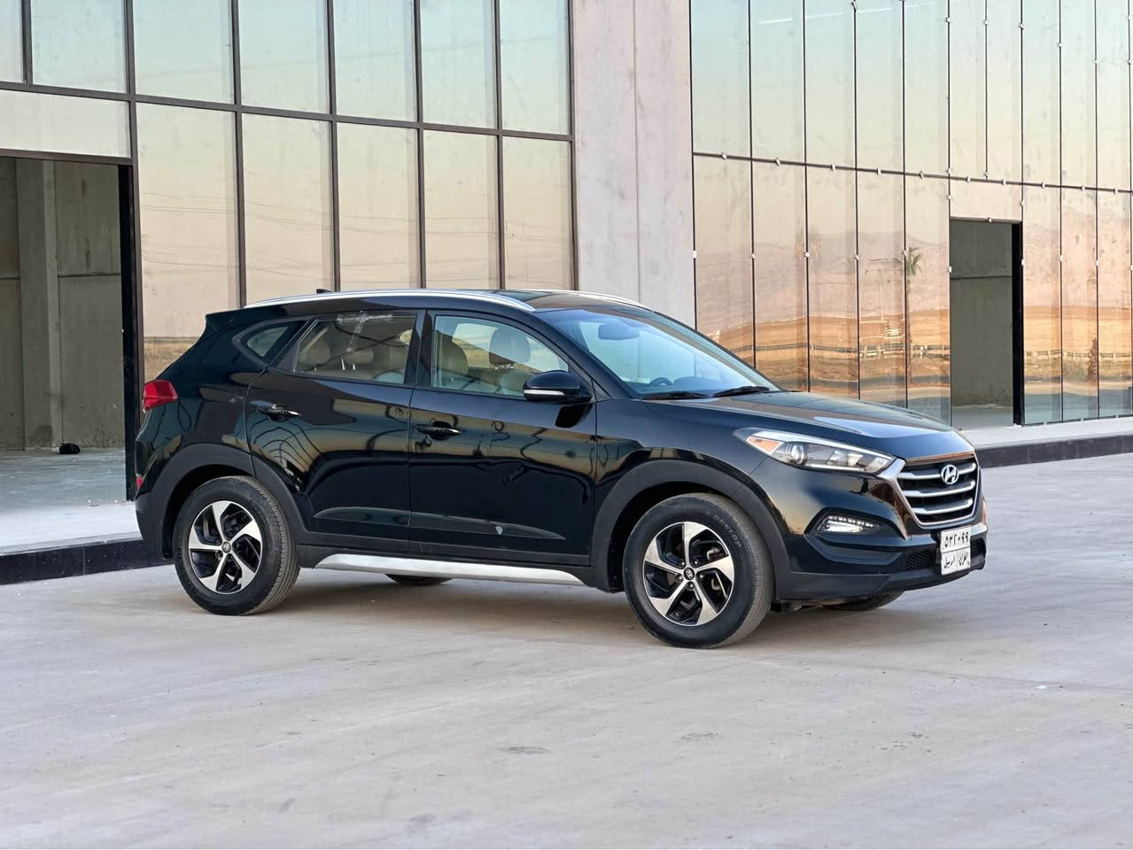 هونداي توسان موديل 2017 بدون صبغ ارباكات سليمة 
فول مواصفات ماعدى الفتحة سعر 144 ورقة و مجال 
تريد تحويل تريد وكالة حاضرين مكان سيارة عقرة 
*********** اكر, نينوى
