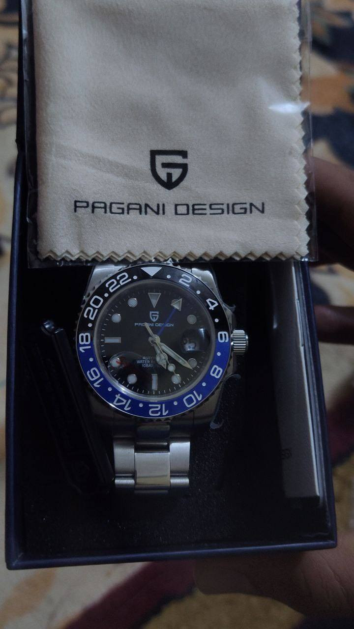 باجاني ديزاين باتمان ساعه جديد ما مستخدم سعر 120 كامله ملحقات شراي ***********
