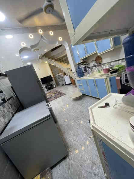 السلام عليكم 
للبيع مشتمل مساحة 100م 20X5في الخاجيه منطقة(8000) العقار مطلوب اسكان 50 مليون 
سعر مع الاسكان 155 مليون 
تسديد شهري 292
الاستفسار ***********

بناءحديث   طابقين 1 يتكون من استقبال وصاله ومطبخ وغرفة نوم وصحيات داخليه وخارجيه 
ط2 غرفة كبيره ومطبخ وصحيات 
موقعه مميز مقابل روضه ومدرسه وحديقه وشاوع 40  وشارع  12
الاساس رقت وشيش
