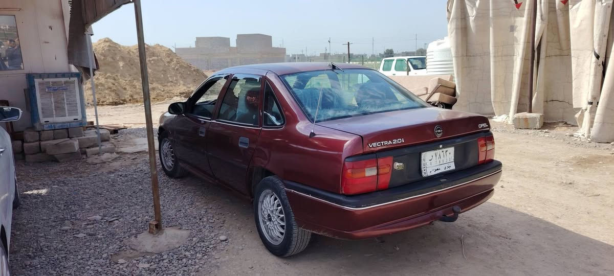 سياره للبيع أوبل فكترا موديل 1993 محرك كير شرط نضيفه  تخم تايه نضيف تحول و وكاله مكان برطله.#السعر45
اتصال ع رقم. ***********
***********
