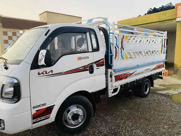 السلام عليكم
للبيع كيا فحل 2025 مكفوله من الشخط فول سستم دعاميه خلفيه شركه درع امامي محجل فصال جديد دوشكه كاعيه وكشانه كركوك رقم كركوك بسمي تحويل مباشر ماشيه (17km)

محرك مفتوح كازكيت السعر (205) وبيه مجال 

للاستفسار الاتصال (‭(0781 711 3858‬
مكان اسديره الفياض
