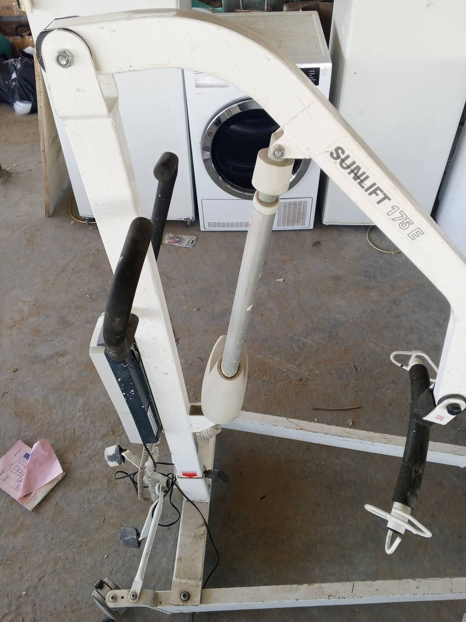 جهاز علاج طبيعي  بالة سعر  400
***********
