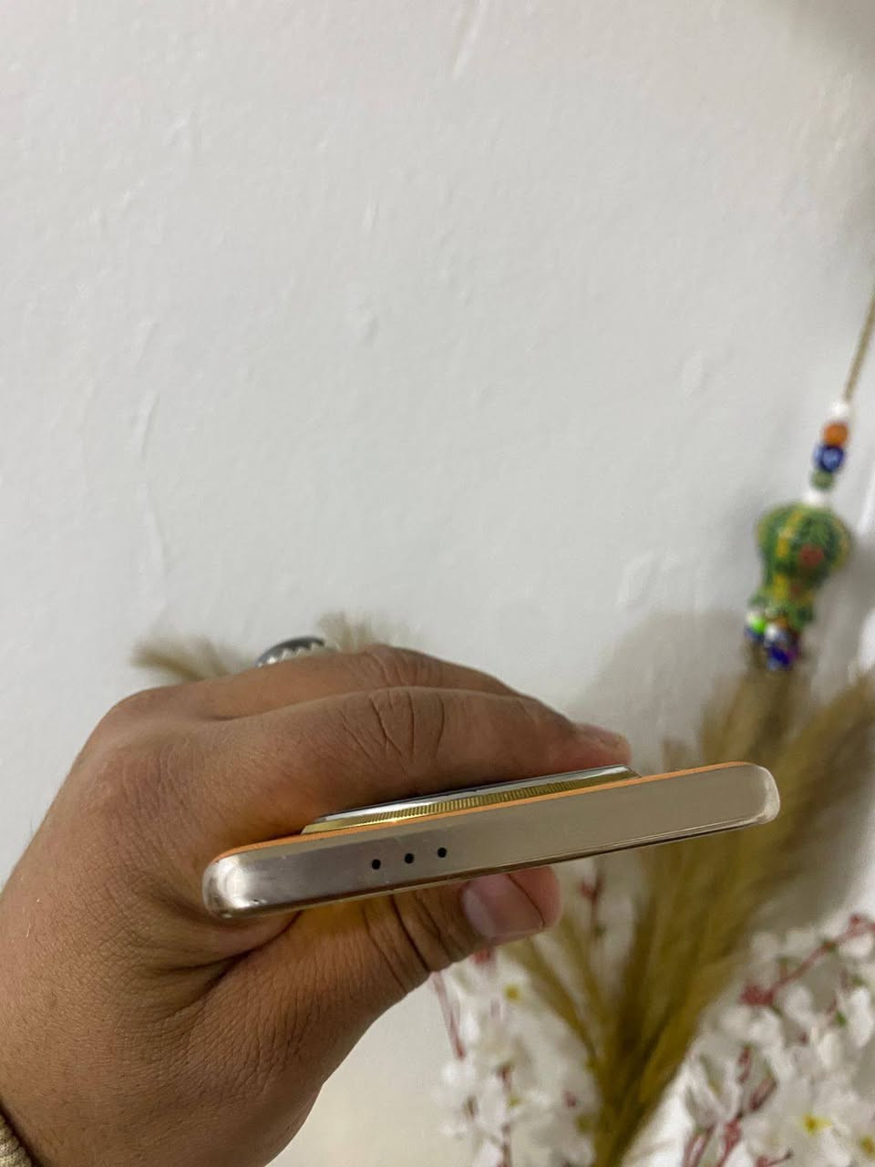 متاح هونرx9cفايف جي ذاكره 256الرام 12 جهاز نضافه ٩٥ ٪جهاز مداخل تصليح ابد مكفول ملحقات جهاز كارتون وكيبل اصلي ماته للبيع او للمراوس حسب القناعه السعر ٢٨٥  الاستفسار خاص او عل رقم مكاني بعقوبه بهرز ***********
