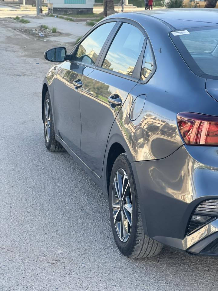 كيا فورتي 2024 للبيع
لون (رصاصي طوخ)
دخول جديد- تحويل فوري
٥: المواصفات:
• مكينة 2000 سي سي
(Traction Control) مانع انزلاق •
• نظام ثبات إلكتروني (ESC)
مانع انغلاق الفرامل ABS •
• توازن الفرامل إلكتروني (EBD)
• كاميرا خلفية
• شاشة وسطية
• تحكم بالمقود
• مكيف ممتاز
٢* الضرر:
• قطعة قبق جنطه
• بدون دواخل
• الايرباكات سليمة
صور الحادث مرفقة للوضوح
*
السعر: 153
بيه مجال بسيط للجادين
ما للاستفسار:***********
