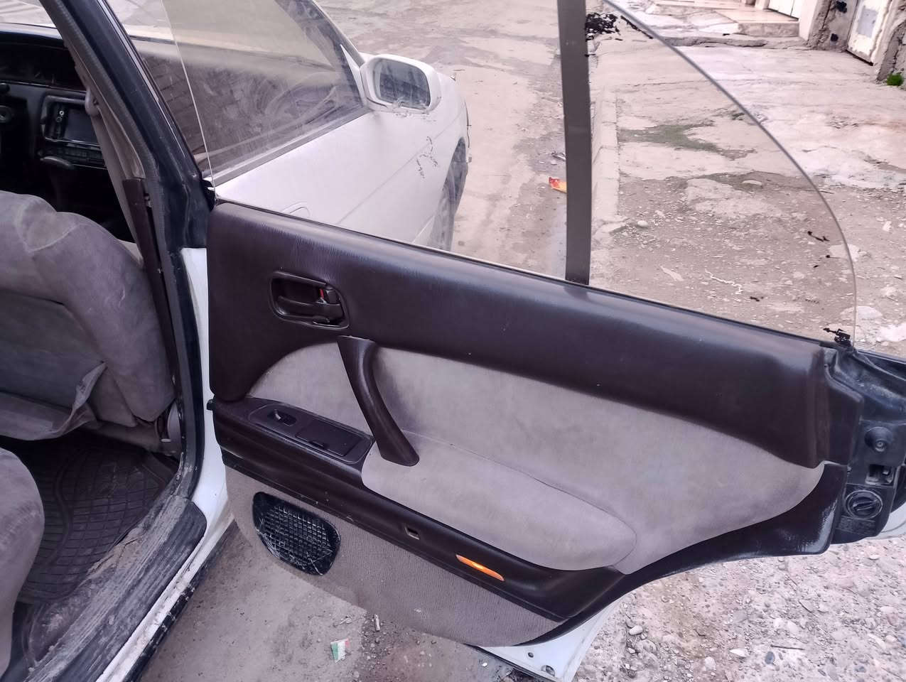 محرك 2.5
كير جديد ملكه ومحرك جديد شرط السياره مكفوله كفاله عامه عدا ربع جاملغ الخلفي صبغ مشروع وطني نينوئ سياره عايزها ترتيباات خفيفه وكشرها نضيف حيل تبريد خلفي امامي ***********
سعر57
