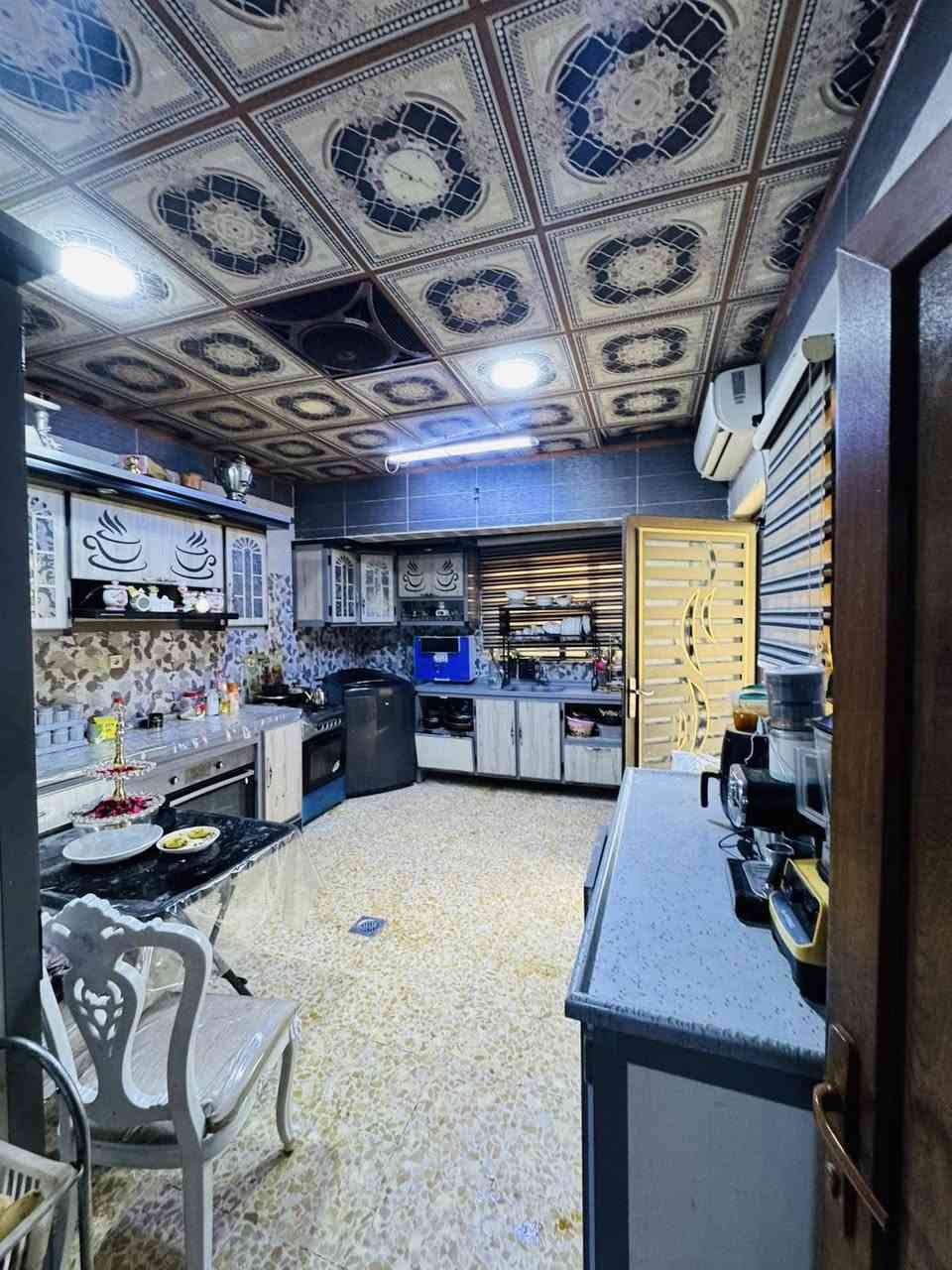 #عروض_مكتب_دعاء_الخير_للعقارات 🏡
للبيع بيت 

بحي الحدباء ركن

مساحة 286 متر 

طابقين 6ست غرف نوم وبيتونه

هول وستقبال 

صحيات بطابقين 

سند ملك صرف شرط التحويل 

للاستفسار  مراجعة المكتب او الاتصال 

***********

***********

***********

