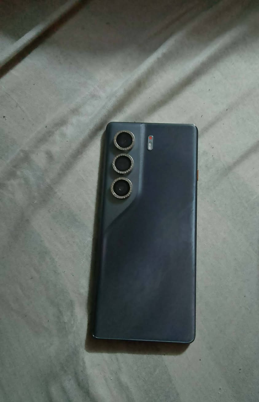 كامون TECNO CAMON 40 Proالبيع جهاز مستخدم 3اشهر فقط بعده جديد ويا كارتونه وكفر فقط سعره 250قفل يشغل 120فريم


**إذا كنت صاحب هذا الإعلان وتريد حذفه لأي سبب، رجاءا أرسل رسالة إلى الدعم الفني**