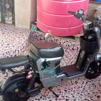 R9 • نضيفة • بطاريات جديدة