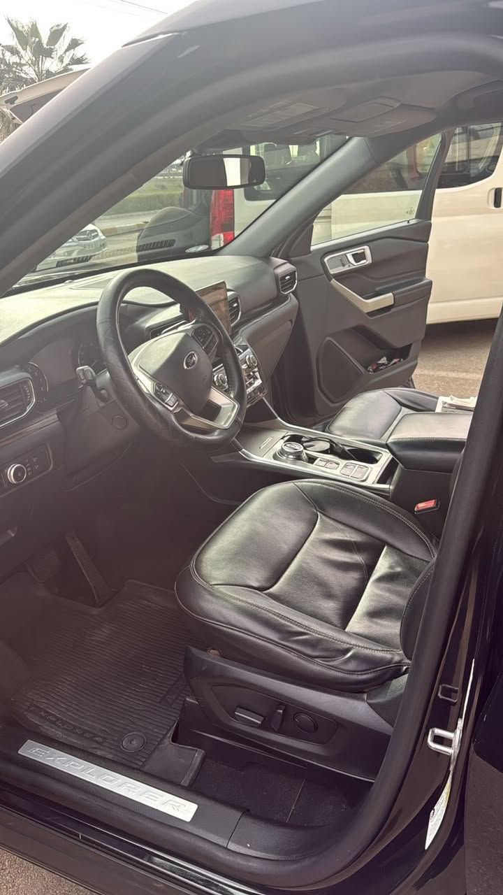 السلام عليكم
فورد 2021 
ماشيه 150 الف 
بدون صبغ 
فقط تعديل بارد بالجاملغ والباب جهة السايق
السعر 21 ونص  الف وبي مجال مكاني بغداد كرادة ***********
