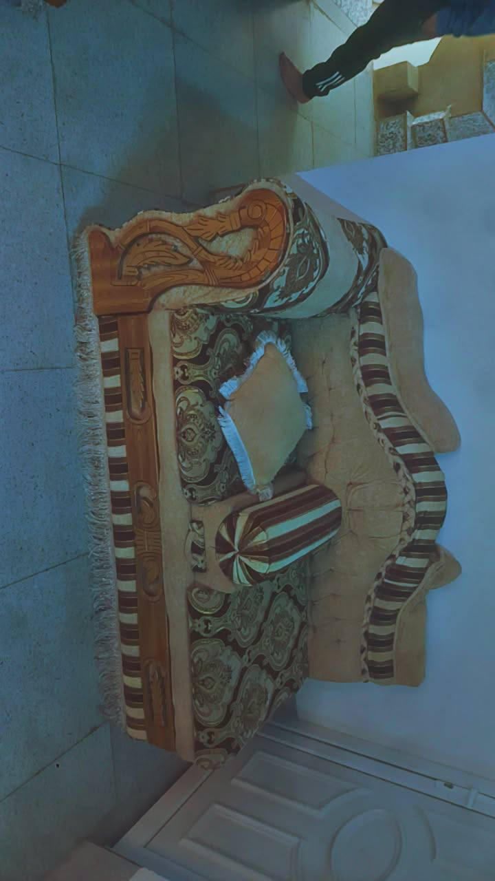 ديوان 7 أمتار عراقي مابيهم اي كسر انضاف سعر 100 قفل من الخير ***********
