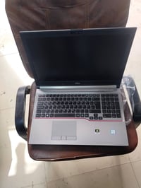 لابتوب • للبيع