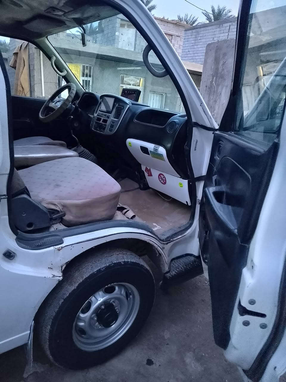 نيسان 2009 محرك كاز 3000 محرك كير اكسل كفاله صدر تخم تاير جدد رقم واسط دولي باقي ع استلام اللوحات بيها مكانات صبغ معروضه ب 85 وبيها مجال بسيط مكانها بغداد تحويل مباشر *********** أخوان مكلف بالنشر
