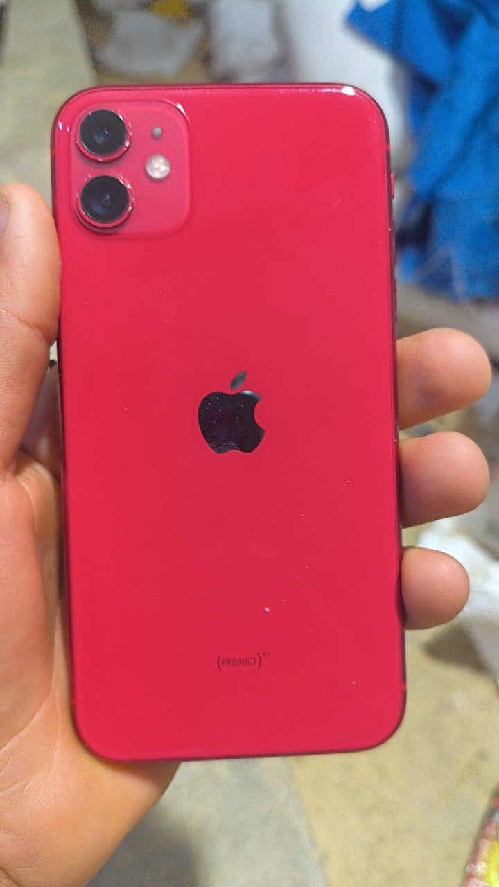 ‏سلام عليكم آيفون ١١ عادي للبيع ذاكره ٦٤ بطاريه ٧٥ جهاز بلادي مامبدل بي شي فقط الفيس إيدي متوقف السعر خاص رقمي *********** مكاني ديالى جلولاء
