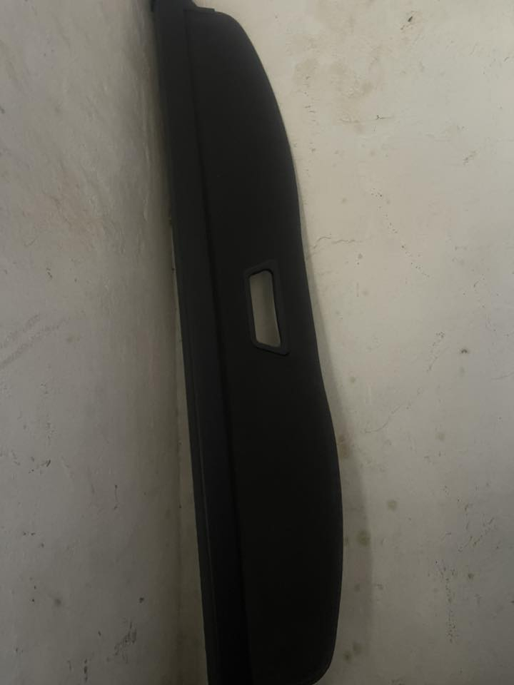 سلام عليكم عندي هاية البردة نظيفة جداً جداً للبيع سعرها 100 الف مكاني بغداد ‭0773 292 0897‬
