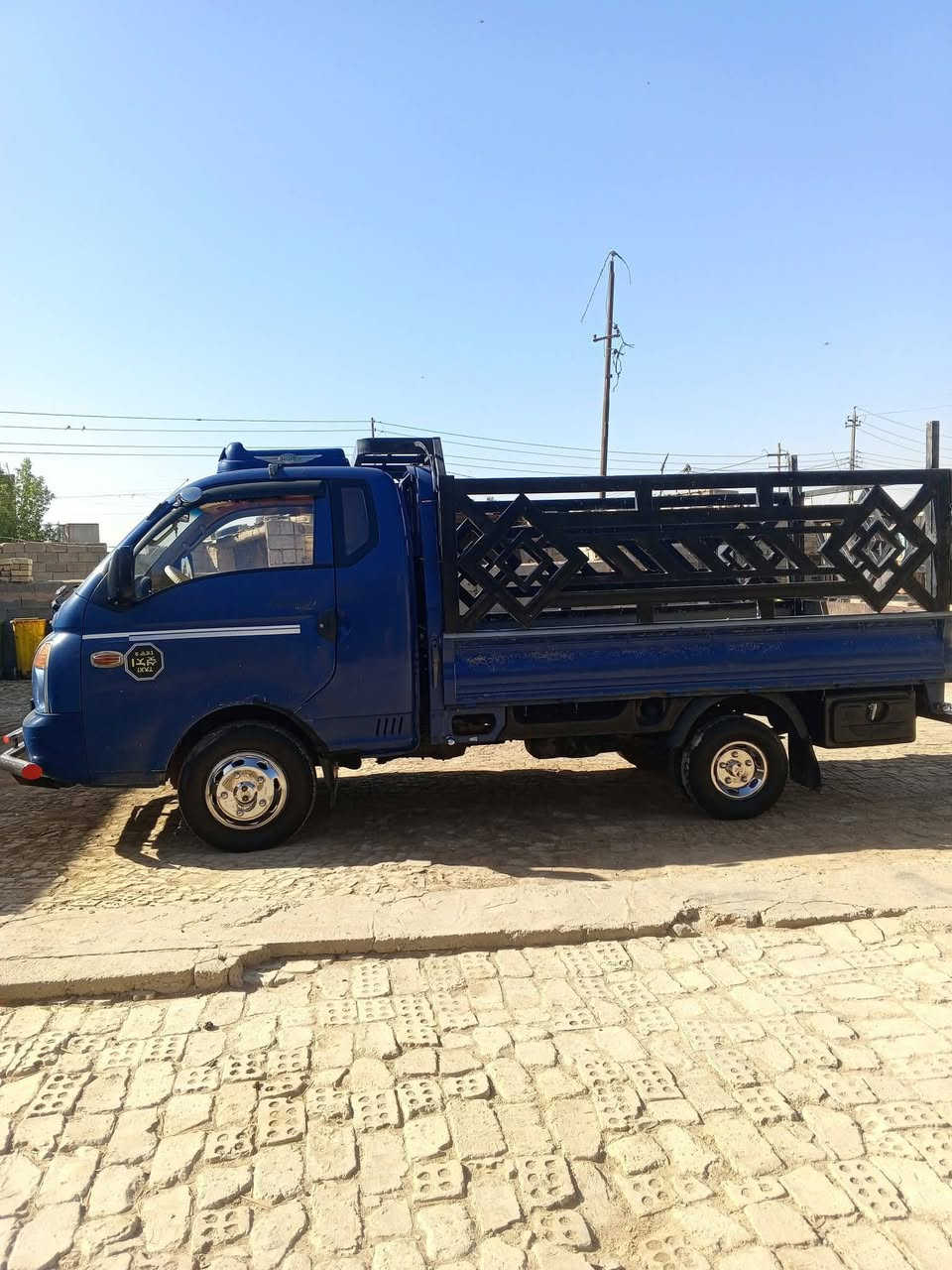 السلام عليكم سيارة هونداي بورتر للبيع لسيارة ابلاديه مكينه 3000 مكفولة سيارة نظيفه (رقم ديالى) (موديل 2007) المكان بغداد السعر خاص الاستفسار على الرقم ***********
