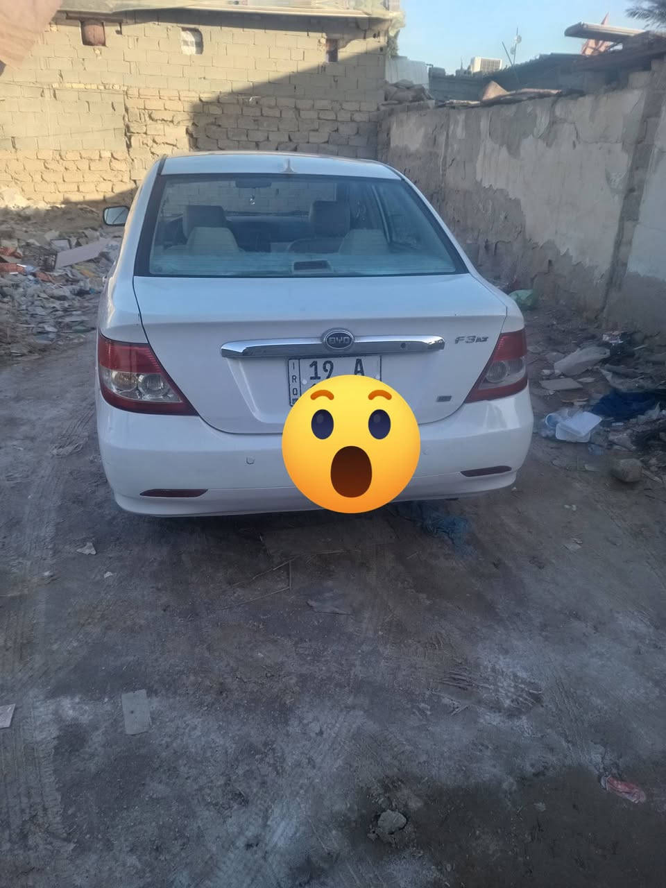 بي وايدي ٢٠١٢ رقمها كربلاء مكانها كربلاء بسمي تبريد شغال سياره نضيفه للاستفسار الاتصال بلرقم *********** السعر 53 بيها مجال
