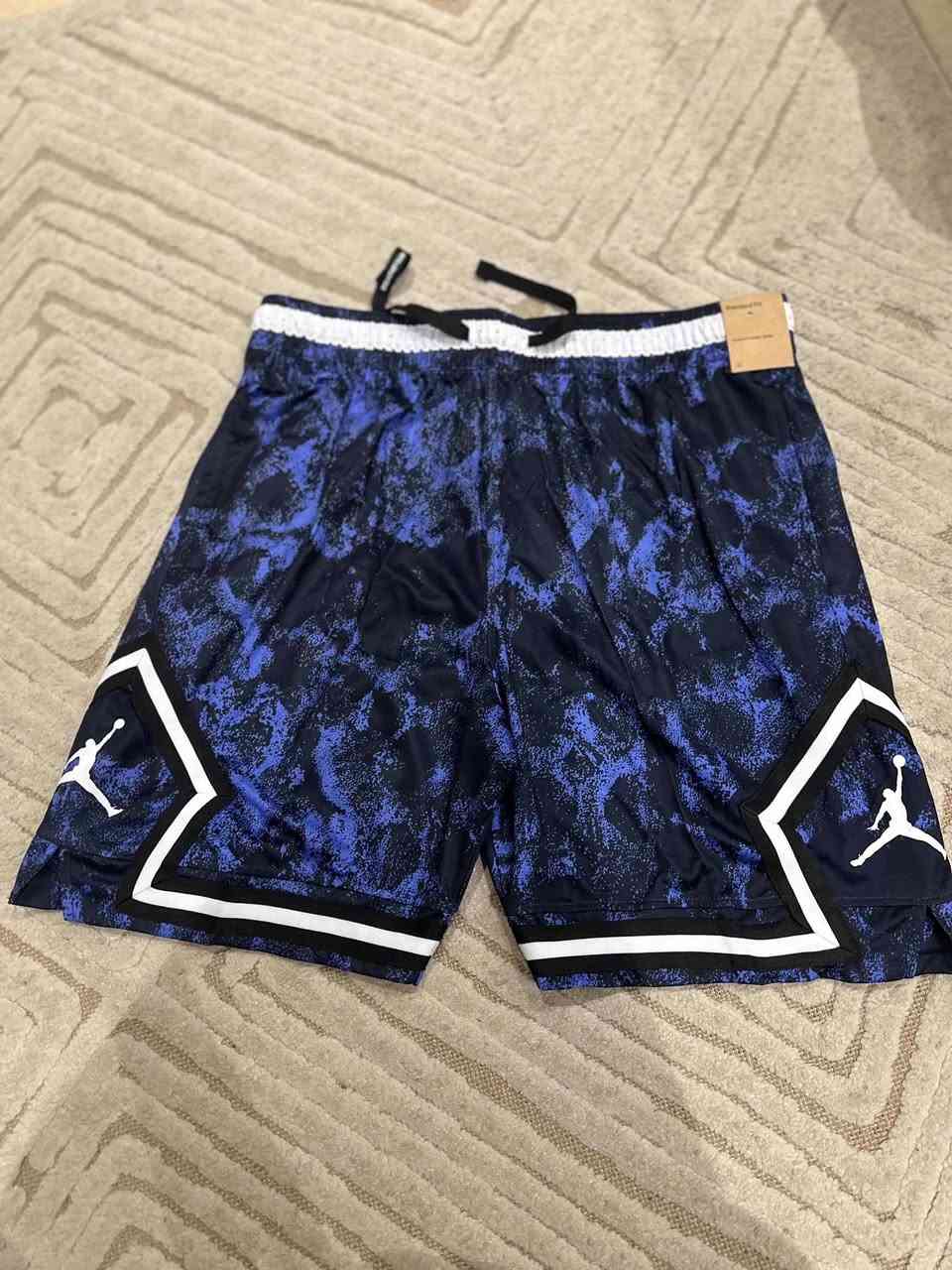 شورتات اصلية القطعة على 8
متوفر توصيل


**إذا كنت صاحب هذا الإعلان وتريد حذفه لأي سبب، رجاءا أرسل رسالة إلى الدعم الفني**