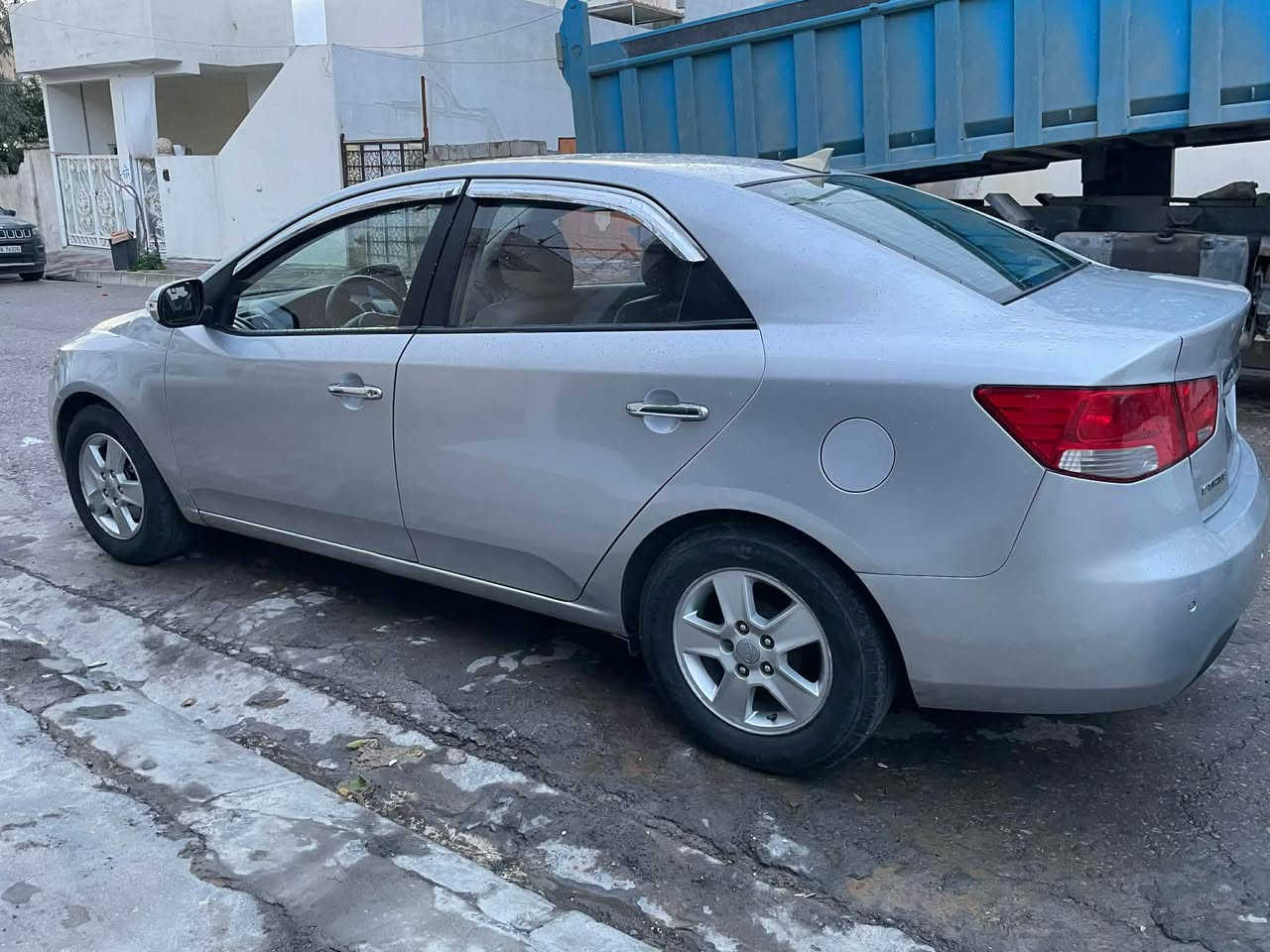 کیا فۆڕتی مۆدێل 2010بڕاوەی دوبەی هەمو گیانی بە شەرت سەیارەکە کامل مسروف کراوە چوار تایەی لۆک سەقفو وەر گە راو دەعمی بە شەرت کوشین هیتەر ناوکرێمی شاشە کامیرە دەبڵ گێر سوکان فۆلیۆم  ناو نیشان رانیە 

0750 010 5277 رانية, السليمانية
